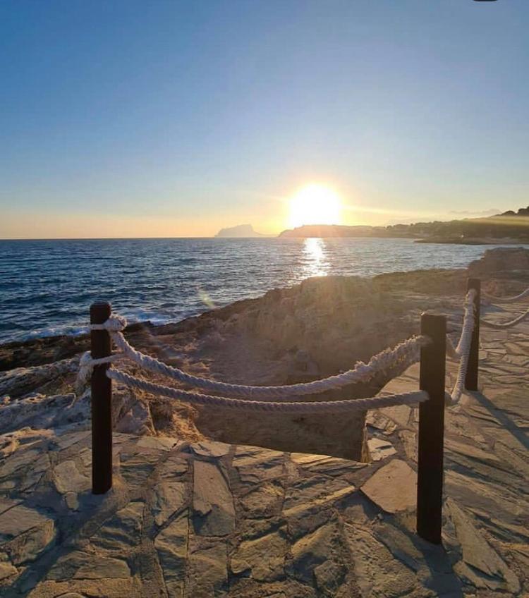 Bungalow Marquerite Moraira, 5 Minutes From Beach Teulada Bagian luar foto