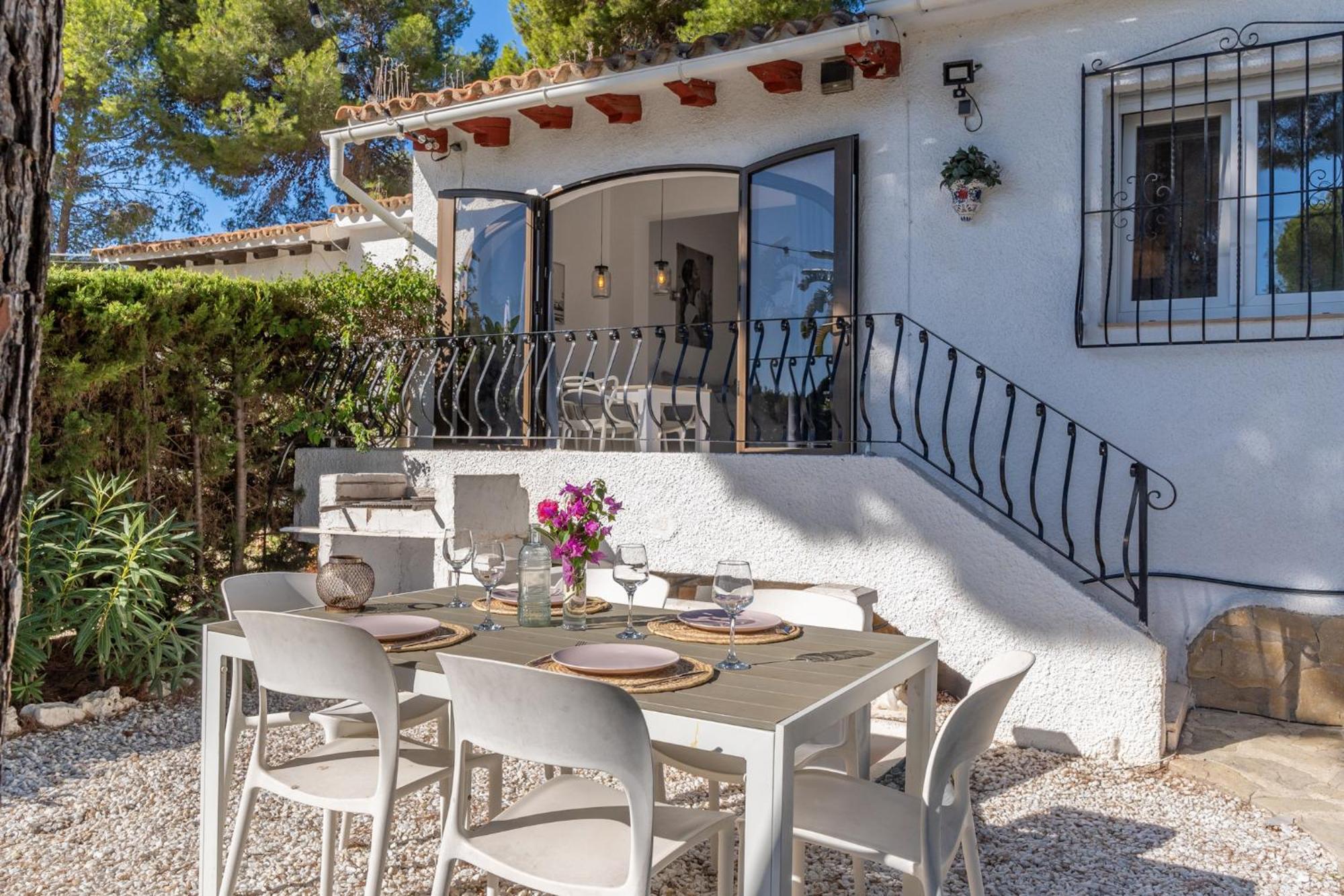 Bungalow Marquerite Moraira, 5 Minutes From Beach Teulada Bagian luar foto
