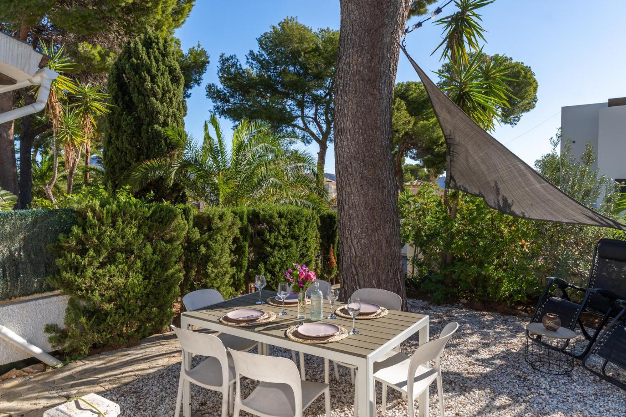 Bungalow Marquerite Moraira, 5 Minutes From Beach Teulada Bagian luar foto